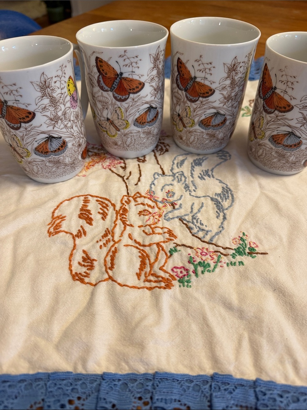 1970’s Fitz And Floyd Neumann Marcus Butterfly Garden Porcelain mugs 4